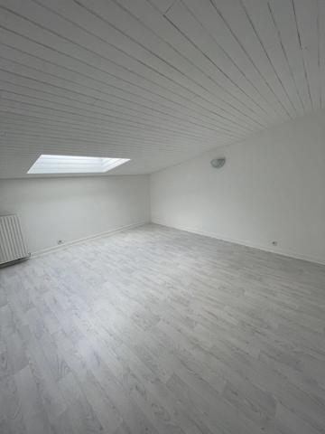 Location Appartement 3 pièces 85 m2 à Saint-Quentin