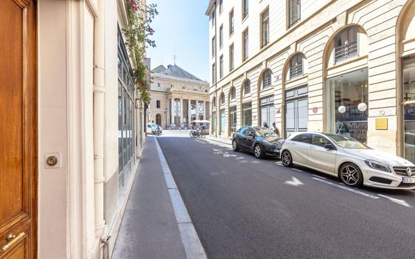 Appartement à vendre    2 pièces • 33,65 m2 Paris 6