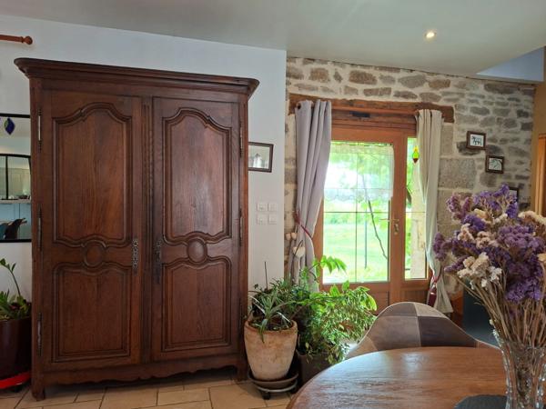 Propriété Corps de Ferme, 3 batisses en pierre, Batiments agricoles, gite & habitation de Qualité, proche LE PERCHE, ALENCON, 2h00 de PARIS, 45 Min LE MANS, 1h CAEN