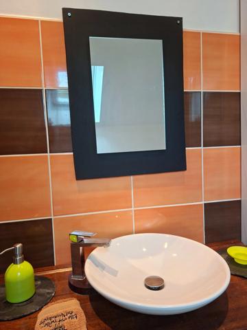 Propriété Corps de Ferme, 3 batisses en pierre, Batiments agricoles, gite & habitation de Qualité, proche LE PERCHE, ALENCON, 2h00 de PARIS, 45 Min LE MANS, 1h CAEN