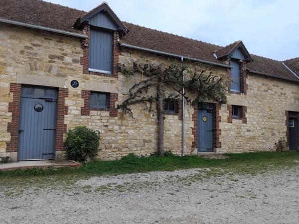 Propriété Corps de Ferme, 3 batisses en pierre, Batiments agricoles, gite & habitation de Qualité, proche LE PERCHE, ALENCON, 2h00 de PARIS, 45 Min LE MANS, 1h CAEN