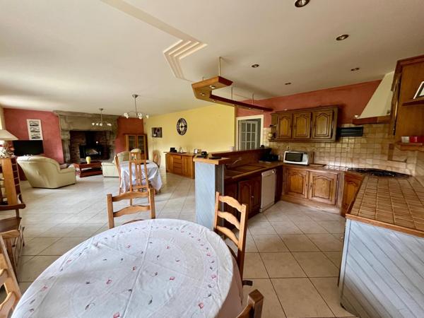 Maison à PLOUARET, 22420 - 5 pièces 150m²