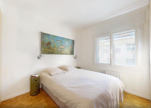 Marseille (13007) Endoume – Saint-Victor : Appartement 2 ch avec terrasse et vue sur la Bonne Mère.