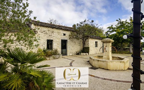 Cahors (46000) Proche Cahors: Mas Occitan restauré avec 2 gîtes - Prestige