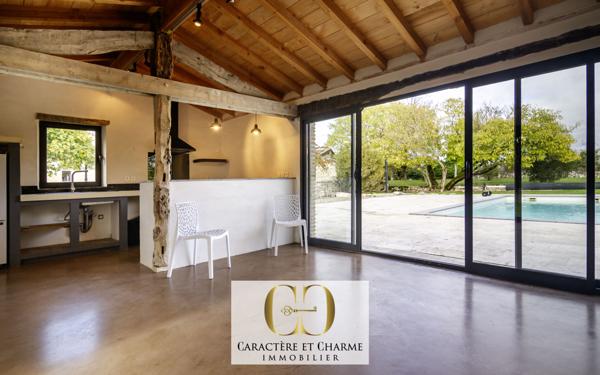 Cahors (46000) Proche Cahors: Mas Occitan restauré avec 2 gîtes - Prestige