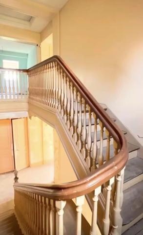 Vente                                                      Appartement
                        
                     10 pièces                      314 m2                     à Colmar