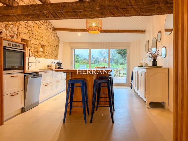 Maison en pierre avec piscine et vue imprenable sur les vignes. Détails des diagnostics énergétiques