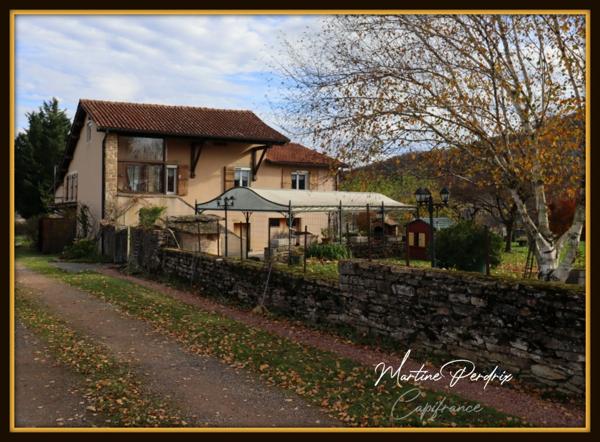 Grande propriété 148 m² + dépendance 220 m² – Terrain 1,4 ha