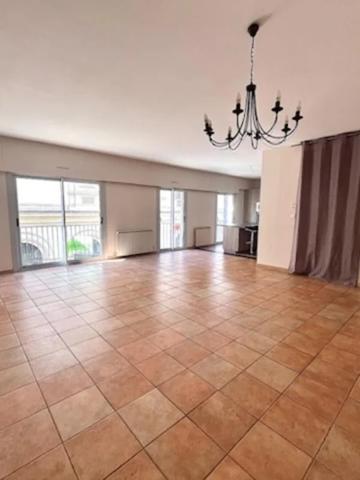 Appartement à louer à Toulon (83000)