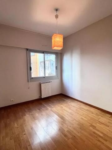 Appartement à louer à Toulon (83000)