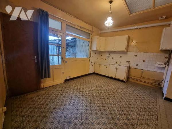 AMIENS - SAINTE ANNE - 70 M² - COUR