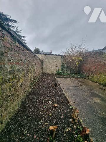 AMIENS - SAINTE ANNE - 70 M² - COUR