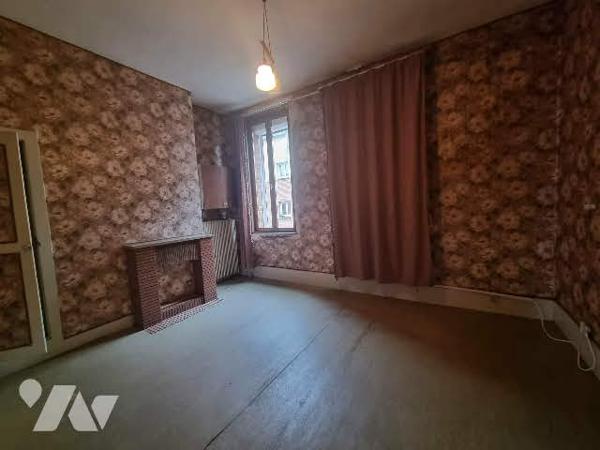 AMIENS - SAINTE ANNE - 70 M² - COUR