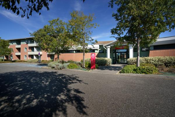 A VENDRE - TOULOUSE PURPAN - Appartement 2 pièces en résidence d'affaires de 32m²