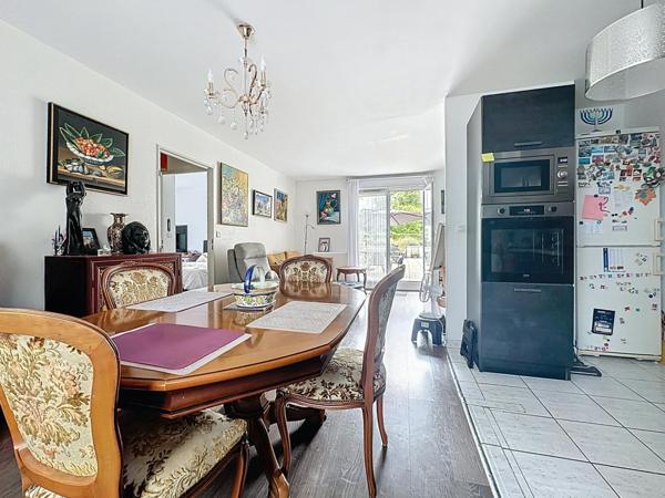 Bel appartement de bon standing sécurisée à deux pas du centre-ville historique