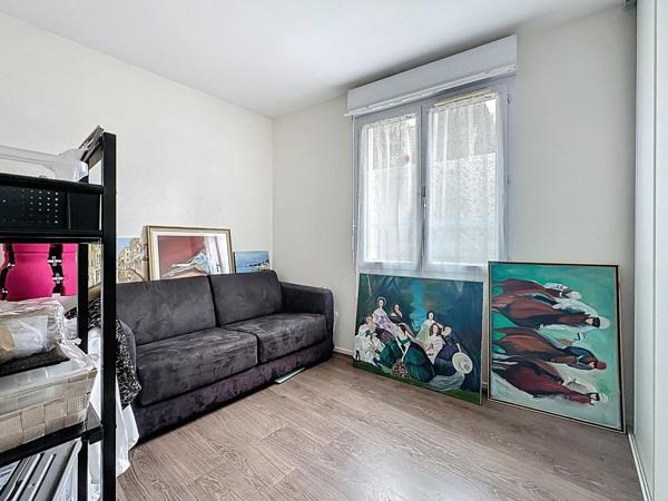 Bel appartement de bon standing sécurisée à deux pas du centre-ville historique