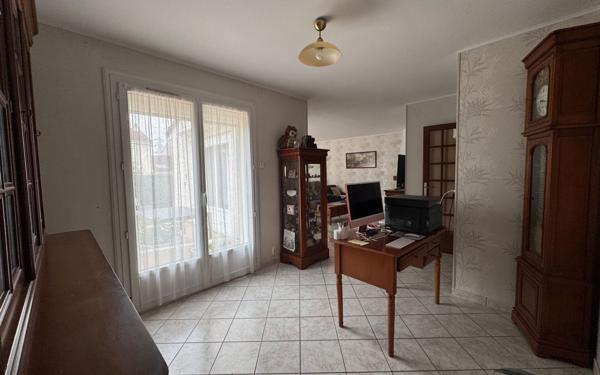Maison à vendre    5 pièces • 105,64 m2 Chelles
