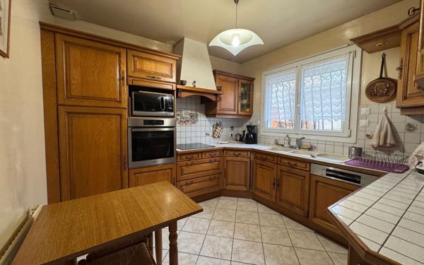 Maison à vendre    5 pièces • 105,64 m2 Chelles