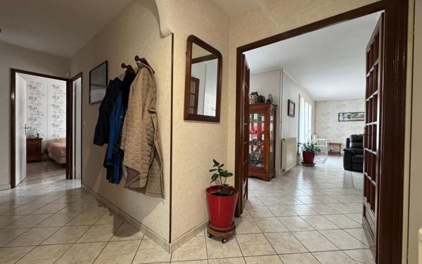 Maison à vendre    5 pièces • 105,64 m2 Chelles
