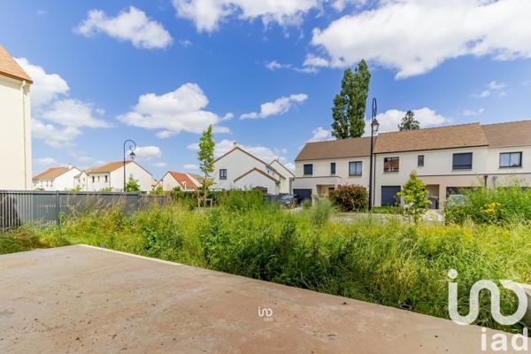 Maison 5 pièces de 95 m² à Orgeval (78630)