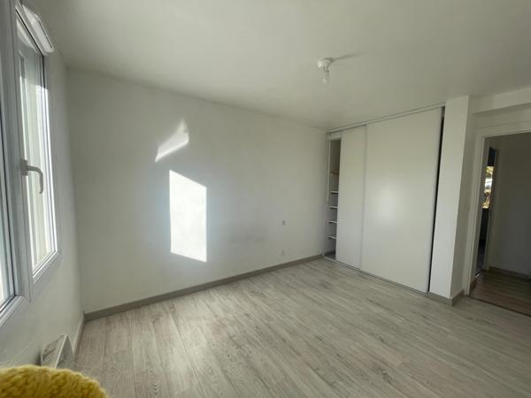 Appartement T3 au 2 ème étage d'un immeuble sécurisé