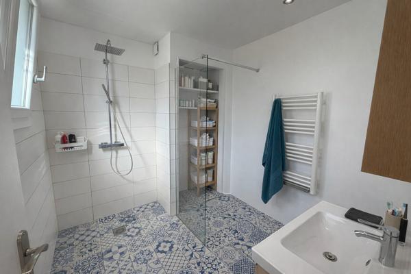 Maison indépendante 147 m² sur parcelle 390 m² Carcassonne - 6 chambres.