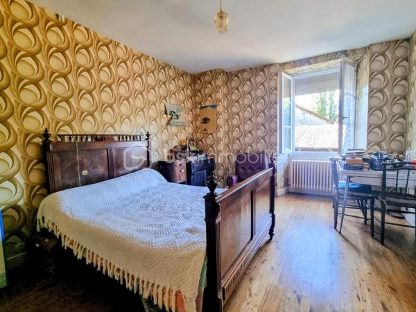 Maison en pierre de 121 m²