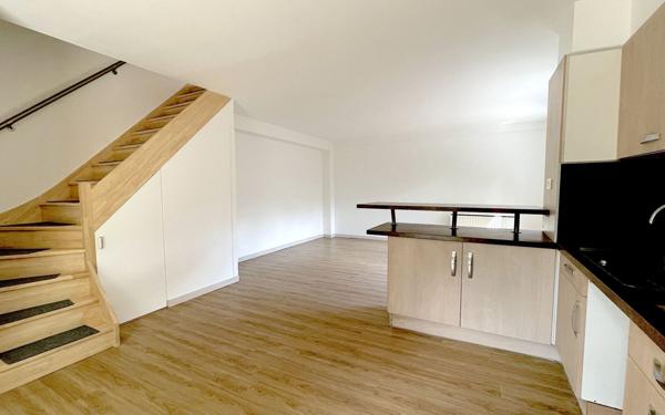 Maison à vendre    2 pièces •  La Ferté-Alais