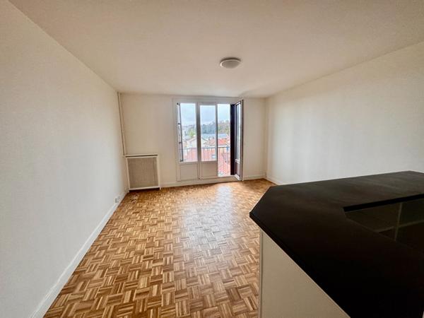 Appartement Fontenay-sous-Bois 1 pièce 28.73 m2