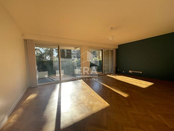 Appartement T4 Centre ville d'Aix En Provence au calme avec terrasses et parking