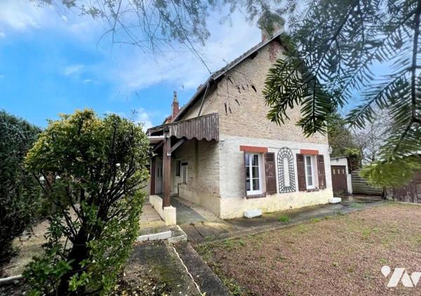 MAISON ANCIENNE, jolie vue dégagée