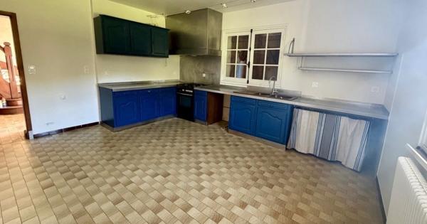 Maison Urrugne 8 pièce(s) 235 m2