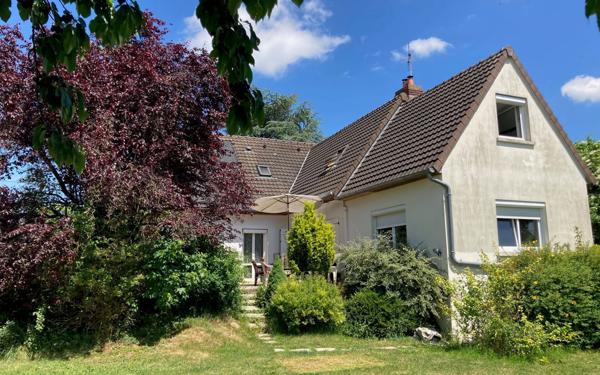 Maison à vendre    6 pièces •  Villers-Cotterêts