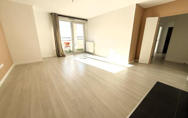 Appartement à vendre    3 pièces • 66,25 m2 Antony