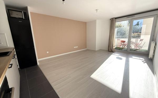 Appartement à vendre    3 pièces • 66,25 m2 Antony