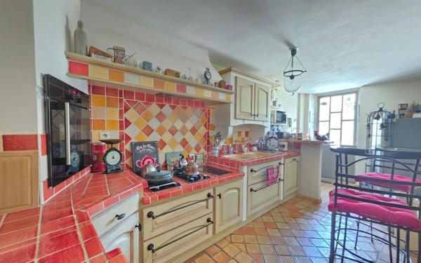 Maison à vendre    4 pièces • 110 m2 Saint-Marcel-lès-Sauzet