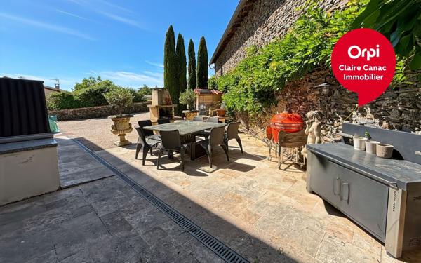 Maison à vendre    11 pièces •  Burlats