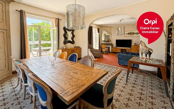 Maison à vendre    11 pièces •  Burlats