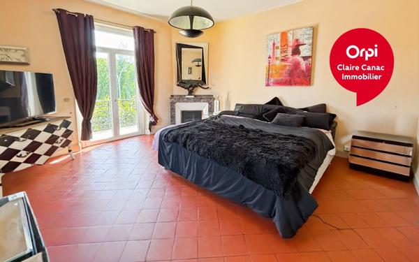 Maison à vendre    11 pièces •  Burlats