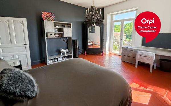 Maison à vendre    11 pièces •  Burlats