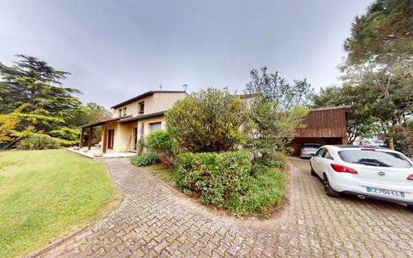 Maison à vendre    5 pièces •  Blagnac