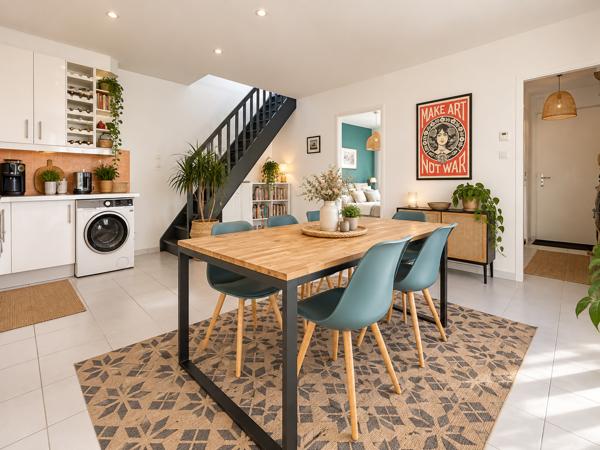 Maison
         3 pièces
        - 67 m² 269 900 € *