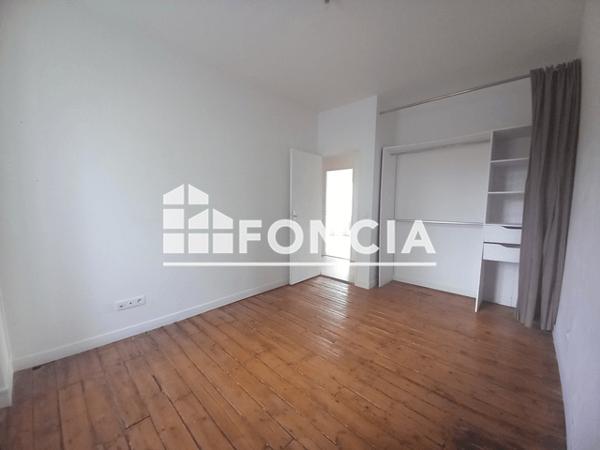 Location Appartement 4 pièces 85 m² - Poitiers Cedex 86000