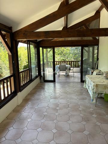 Maison 7 pièce(s) 4 chambre(s) 271 m²