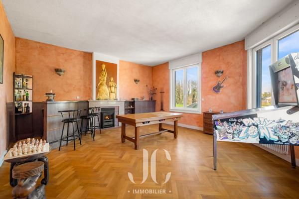 Propriété de caractère fin XIX – Parc arboré de 5 000 m² – 423 m² habitables – Piscine