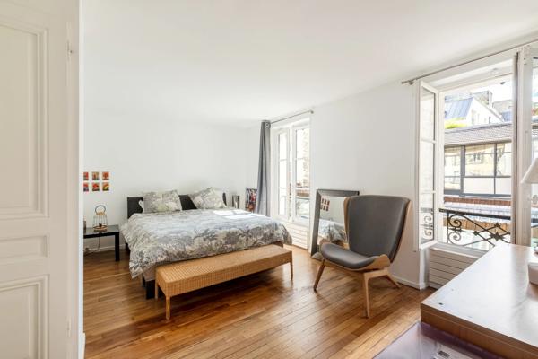 Duplex Paris 18 e - JULES JOFFRIN