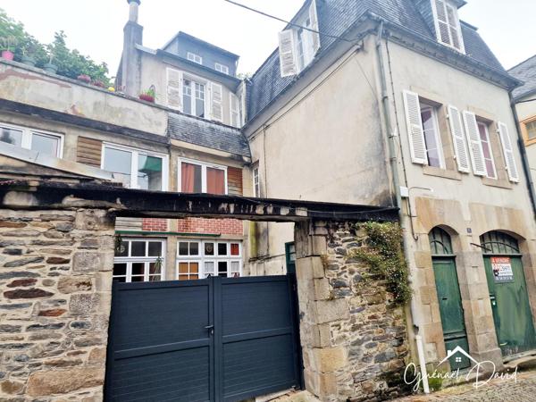 IMMEUBLE MORLAIX 3 APPARTEMENTS + GARAGE À RÉNOVER