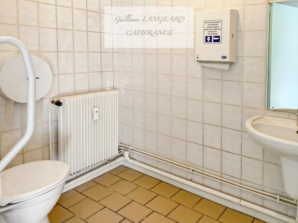 Local commercial / bureaux à vendre OYONNAX (01) - Cabinet médical