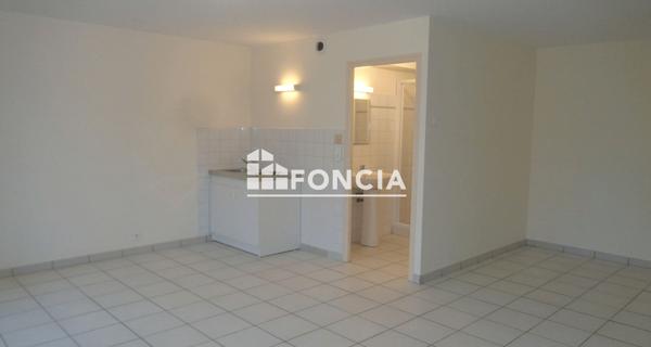 Location Studio 31.09 m² - Bois-de-céné 85710