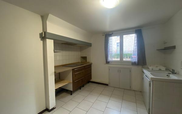 Maison à louer    2 pièces •  Caussade